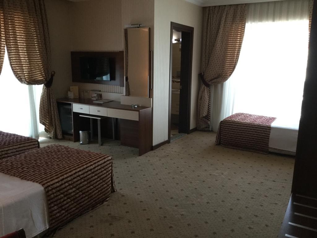 The Bostanci Otel Стамбул Екстер'єр фото