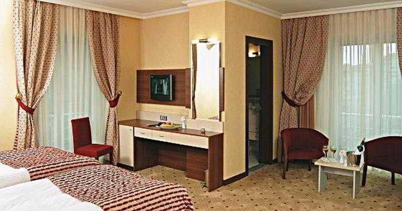 The Bostanci Otel Стамбул Екстер'єр фото